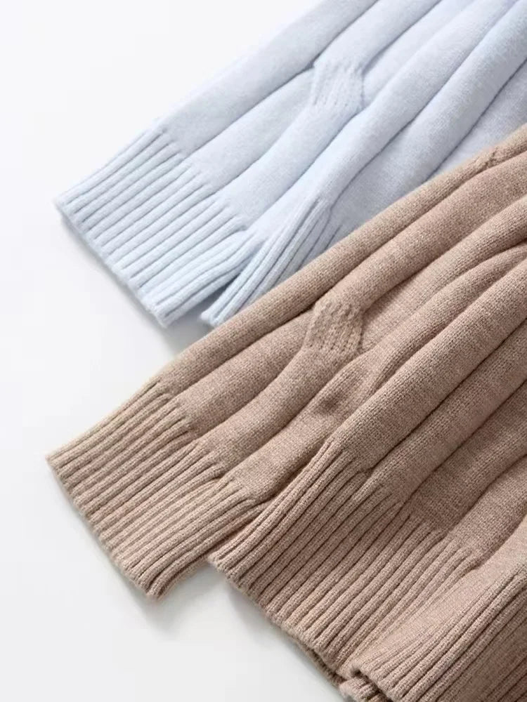 Aria Cashmere Turtleneck